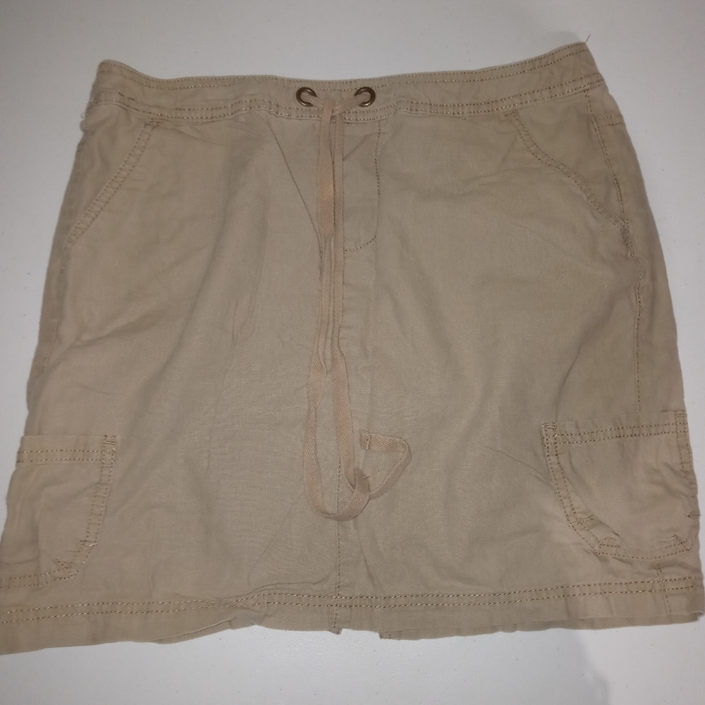 Sonoma size 8 tan skirt